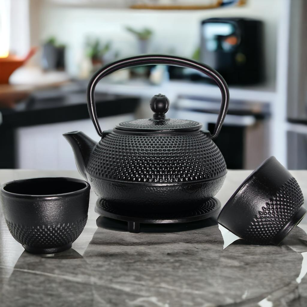 CAST IRON KETTLE 0.8L TEA AND HERB INFUSER 2x CUPS PLATE