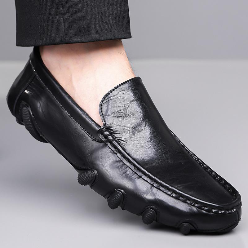 2026 New Designer Cow Leather Shoes for Men Solid Color Fashion Casual Shoes Male Light Antiskid Spring Autumn Loafers Man