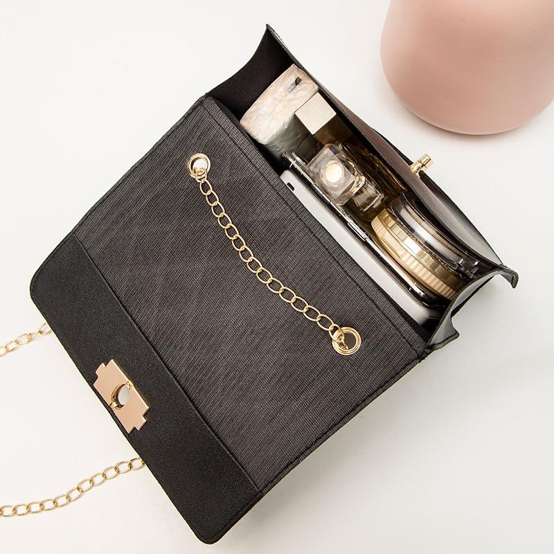 omen's bag new solid color embroidered lock chain small square bag casual mobile phone bag's
