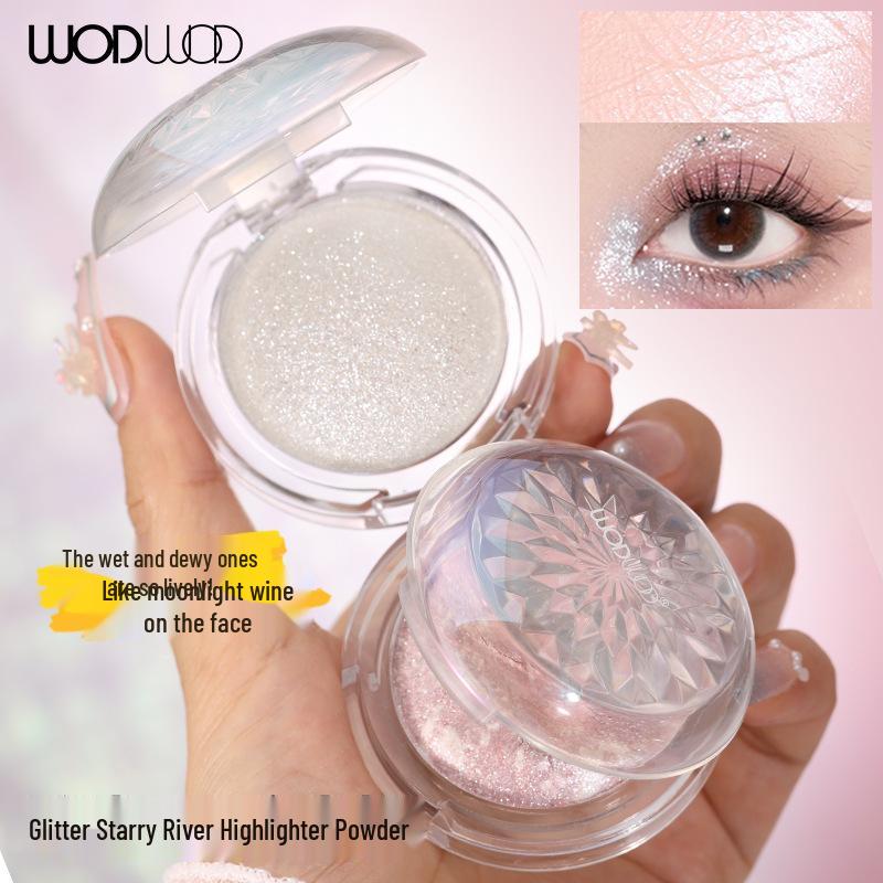 WODWOD Starry River Glitter Highlighter: Three-Dimensional Shimmer Powder for Bright, Sculpted Contours.
