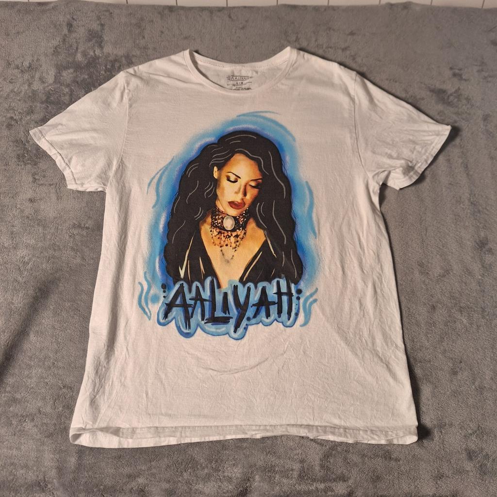 Aaliyah T-Shirt Large White Blue Airbrush Style Hip Hop Memorial R&B Rap