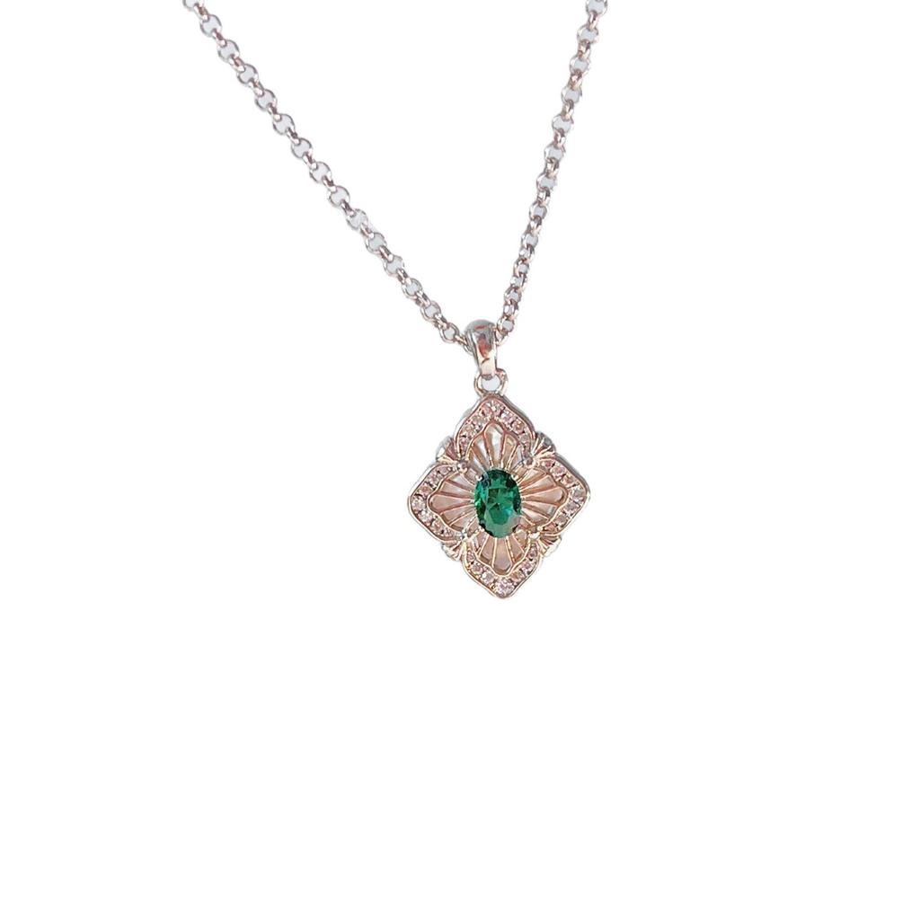 Italian Brass Cherati Ruby With Diamonds And White Fritillary Necklace Light Luxury High-End Design