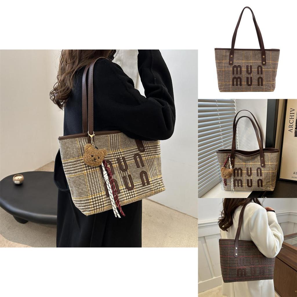 Stylish Canvas Tote Bag For Women With Unique Design And Spacious Capacity For Everyday Use