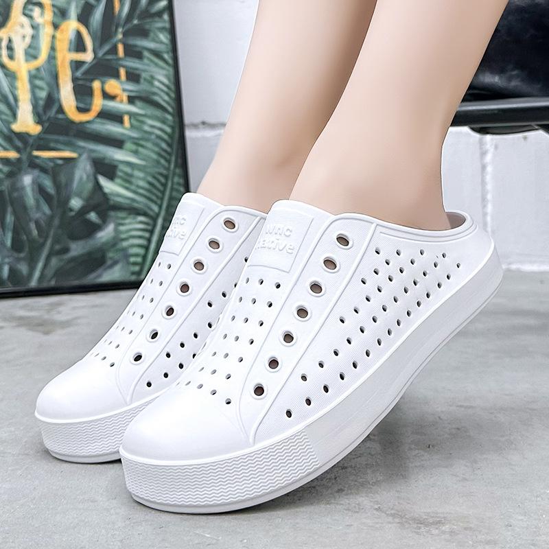 Summer Bamboo tune hole shoes for men and women casual breathable soft sole non-slip hollow wading cool slippers, outdoor