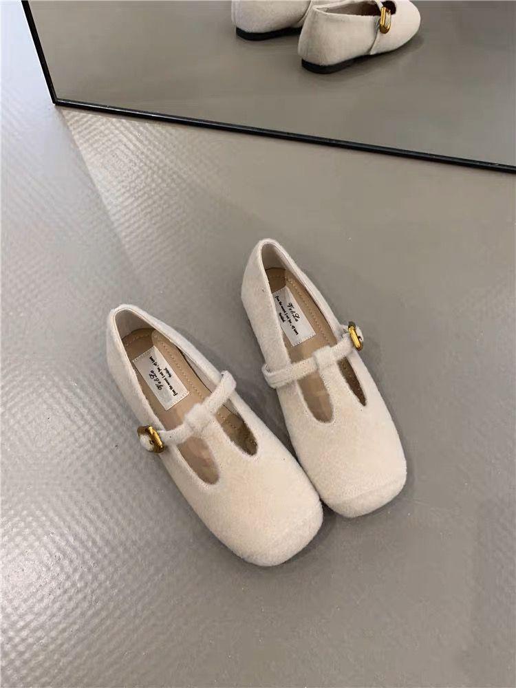 Retro Mary Jane Shoes Women's 2025 Autumn New French Temperament Elegant Woolen Square Head Shallow Mouth Soft Sole Evening Shoes