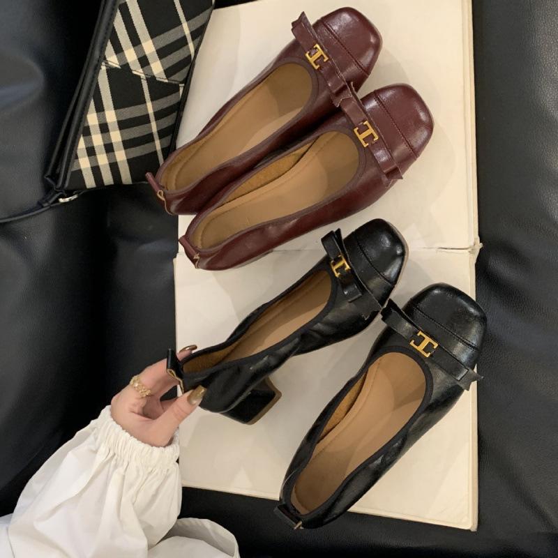 Retro bow gold buckle single shoes women's 2025 new one-pedal round head thick heel grandma shoes