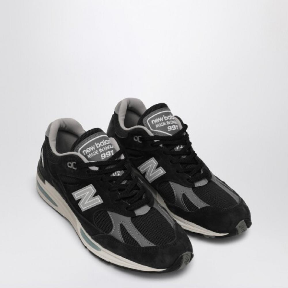 

New Balance Black Fabric And Suede 991v2 Sneakers U991bk2le Blk US9.5