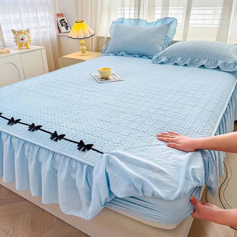 A-Grade Crinkled Double-Layer Bed Skirt & Cover: Non-Slip, Machine-Washable Mattress Protector