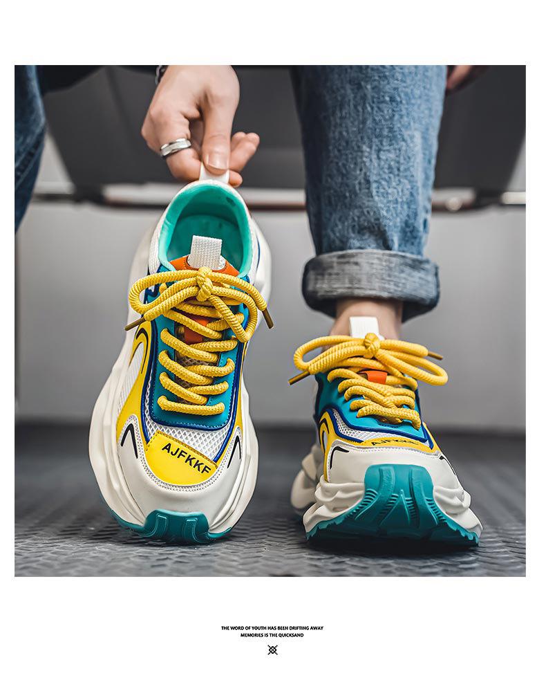 2024 vår nya tjocksulade höjande herr sportskor trendiga mesh andningsbara pappa skor personliga stekta gata herrskor