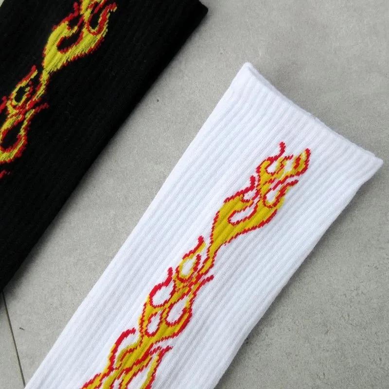 1 Pairs New The Trend of Men's Socks Black White Burning Flame Hip-Hop Blaze Power Torch Hot Streetwear Skateboard