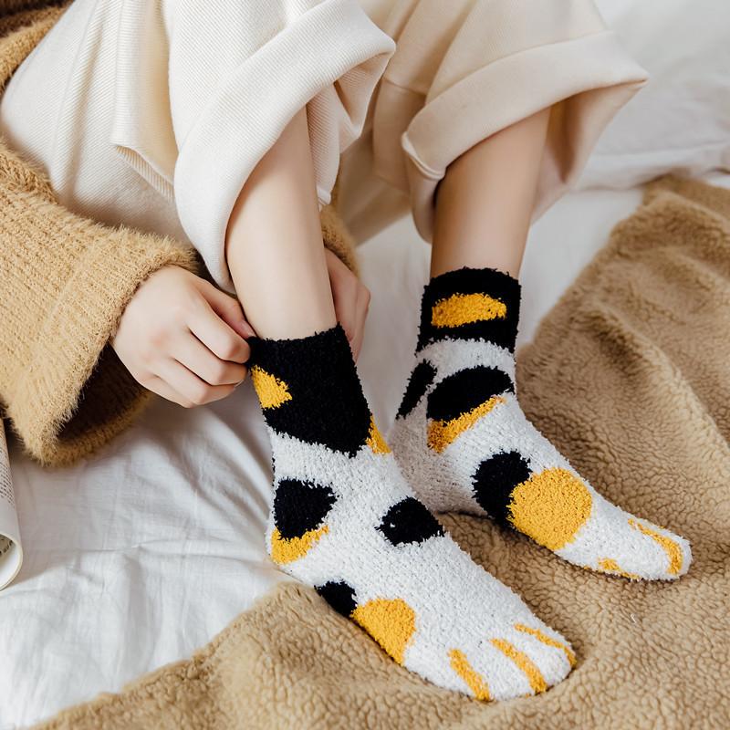 Coral Fleece Cat Paw Socks, Women's Mid-calf Sleeping Socks, Postpartum Floor Thick and Warm Socks for Autumn and Winter