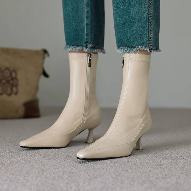 New Solid Color Versatile Martin Boots Rubber Sole High Heel Pointed Large Size Leather Boots Autumn and Winter Fine Heel Zipper Medium Boots