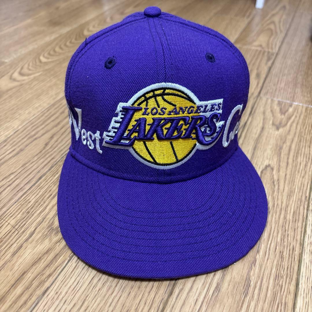 Used Los Angeles Lakers 59FIFTY Cap Purple