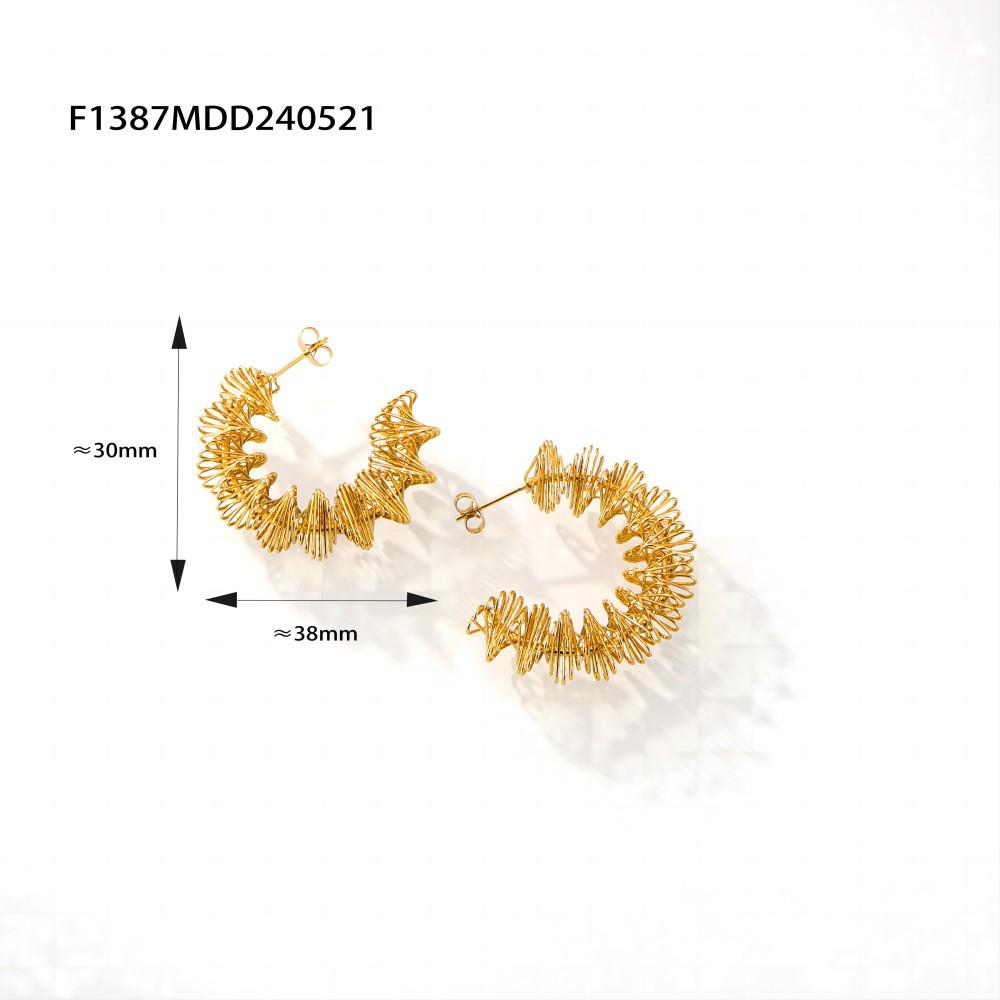 Exaggerated C-Shaped Hip Hop Earrings: European  American Style, Titanium Steel, Gold-Plated with Simple Intertwining Lines