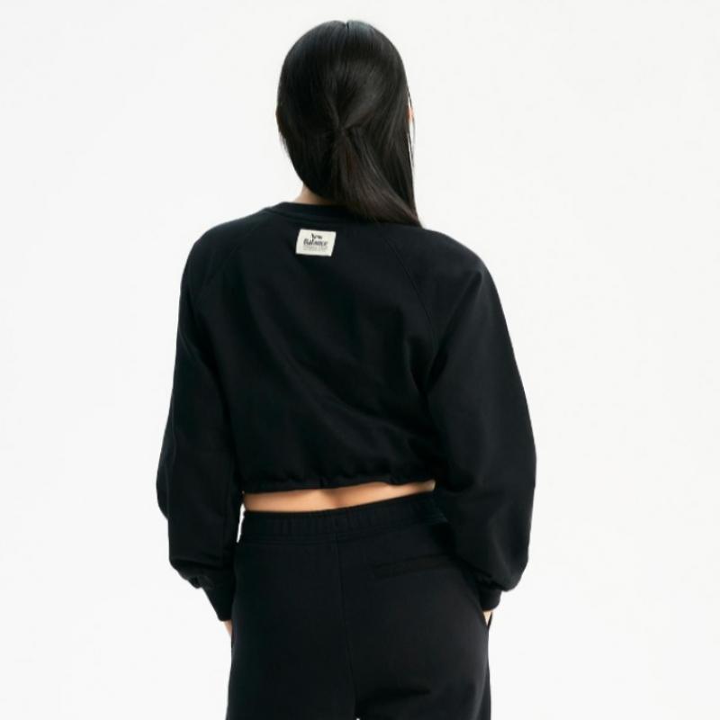 New Balance Tričko s dlouhým rukávem Rqk Nbnce1W232 19 W Crop kulatá mikina s kapucí, polodlouhý rukáv