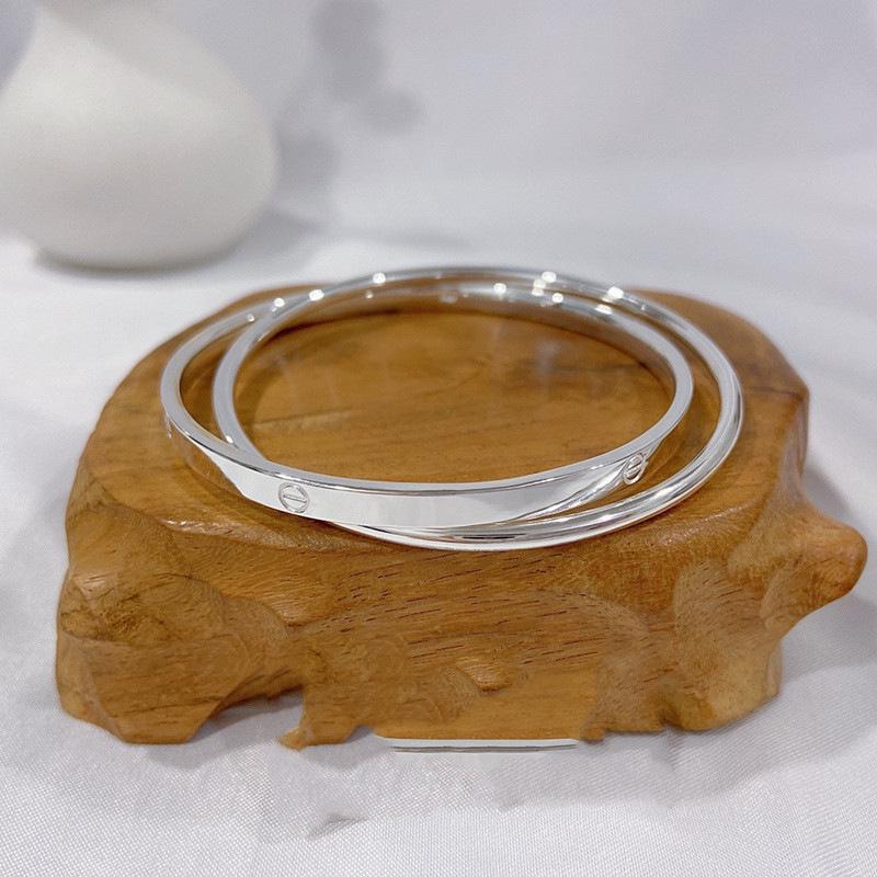 

Посеребренный браслет-бангл в стиле Cartier с двойным кольцом - Женский подарок