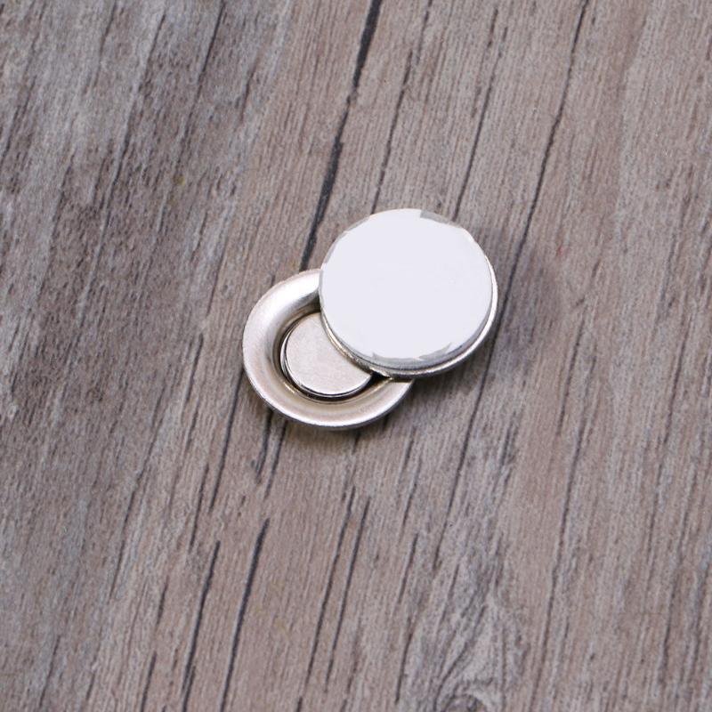 20 PEZZI Distintivo Magnetico Rotondo 1,7 cm / 0,66 pollici Portanomi Adesivi in Ferro Fibbia Accessori per Ufficio Festa Famiglia