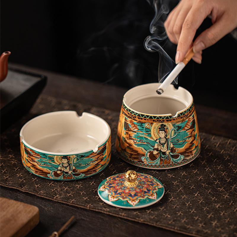 New antique light luxury ceramic ashtray with cover anti-fly ash and anti-smoke smell advanced personalized gift home office