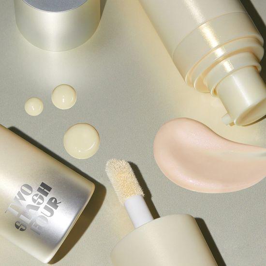 Two Slash For Priming Skin Glimmer