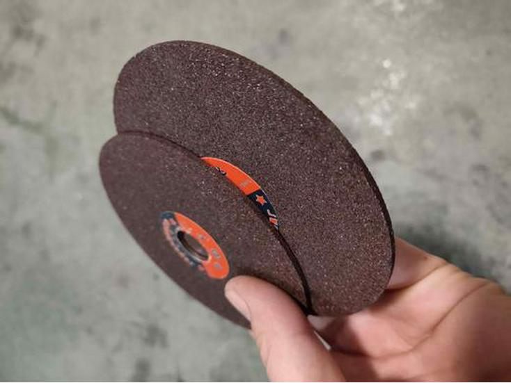 Item 02219: 100x2 Cutting Discs for Angle Grinders.