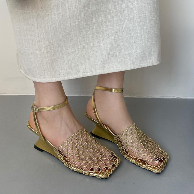 Women's Shoes, Summer New Open-toed Bag Head Woven Hollow Sandals
