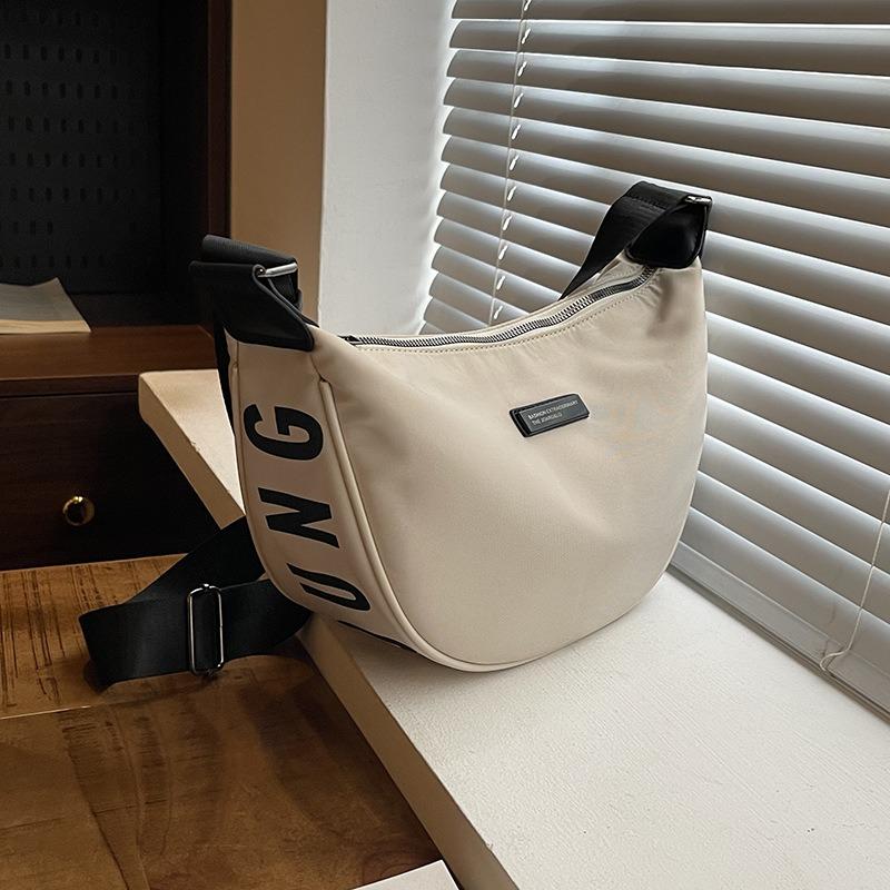 Large capacity nylon bag shoulder bag new letter casual daily messenger bag dumpling bag