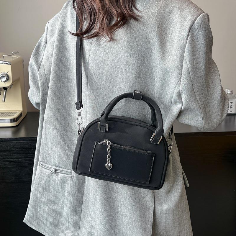 Frosted retro small bag women's spring and summer versatile new fashion messenger bag women's portable pillow bag