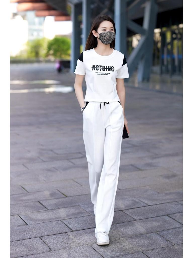 2026 Women's Chic Summer Sports Dress Suit - Age-Reducing Short Sleeve Skirt Two-Piece Set
