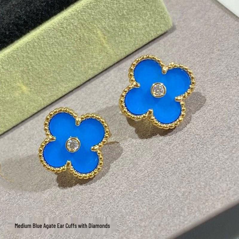 High-Version 18K Rose Gold Earrings: Four-Leaf Clover with White Mother-of-Pearl & Red Agate - Fashionable, Luxurious, INS Style.