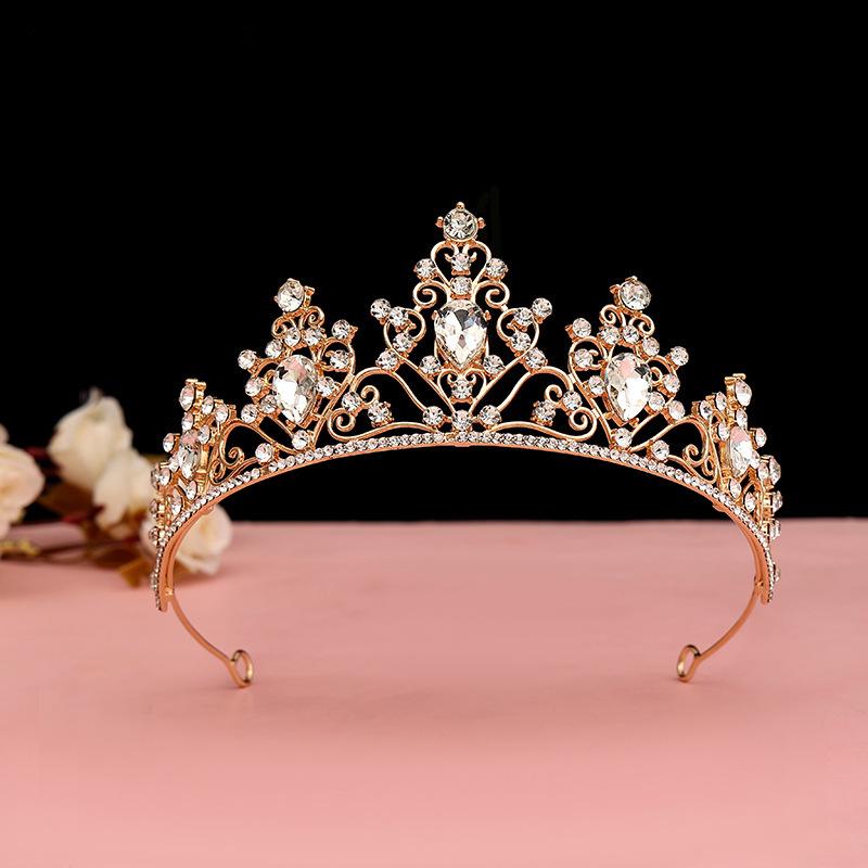 Новые разноцветные свадебные короны — фото 3