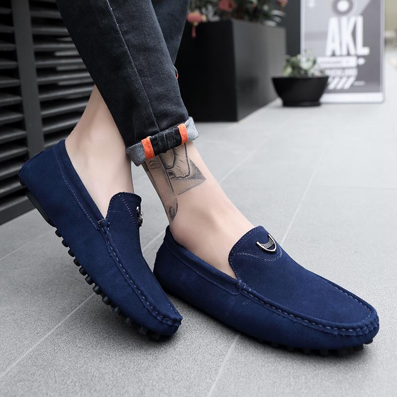 Fashion Slip-ons Men Casual Flats Outdoor Moccasin Men Walking Shoes Leather 2025 New High Quality Loafers Handmade Male Dress Shoes