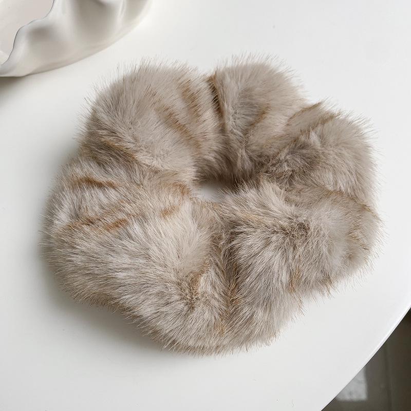 

Плюшевый шарик для волос: Высокоэластичный, прочный аксессуар для волос на осень/зиму бежевый