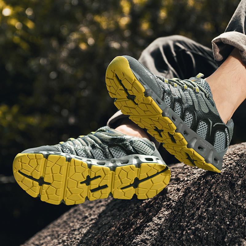 Frühling Outdoor atmungsaktives Wat-Mesh leichte Bachwander-Schuhe rutschfeste Wanderschuhe Herren