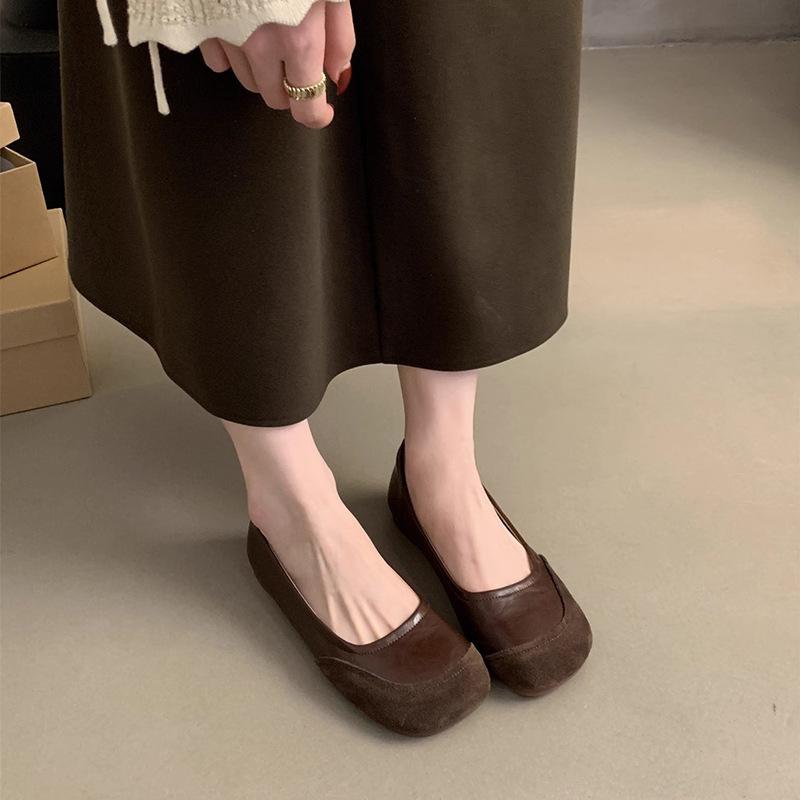 Retro Round Head Shallow Mouth Single Shoes Women's 2025 Spring New Soft-soled Evening Wind Flat Bottom One Pedal Casual Doudou Shoes