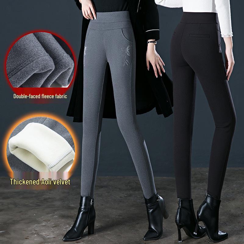 2025 Stylish Plus Size High Waist Elastic Velvet Cropped Skinny Pants - Autumn/Winter Collection