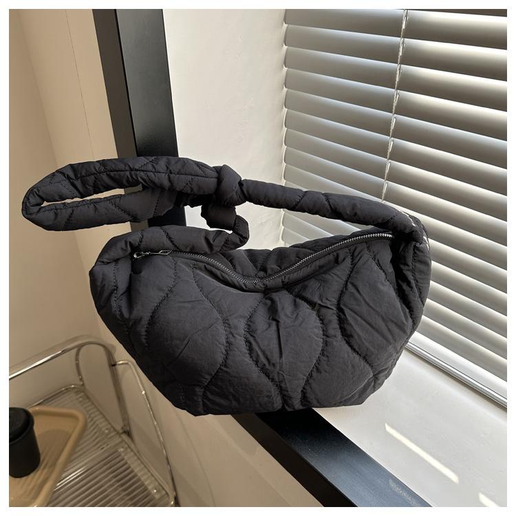 Large Capacity Women's Crossbody Bag Soft Cott-padded Jacket Bag Lightweight Waterproof Dumplings Bag For Women