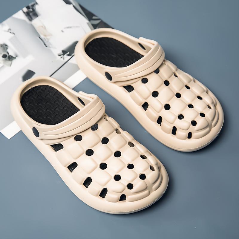 Fashion Hole Slippers Perforated Shoes MenS Shoes Fashionable Versatile Lightweight And Non Slip Sports Beach Sandals Men Women
