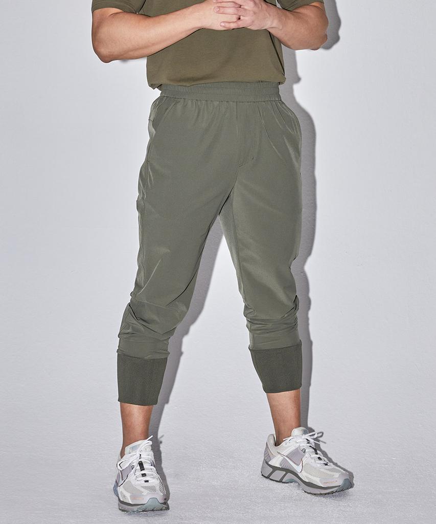 Musinsa Standard Sports Moveright Squat Jogger Pants (2 Colors)