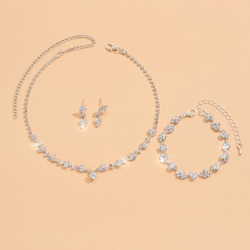 4-piece women's flower necklace with earrings and bracelet set, wedding party accessories