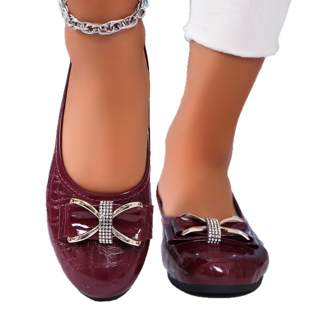 Large size rhinestone bow casual women's shoes 2025 spring and summer new Korean version flat ground wear light mouth single shoes