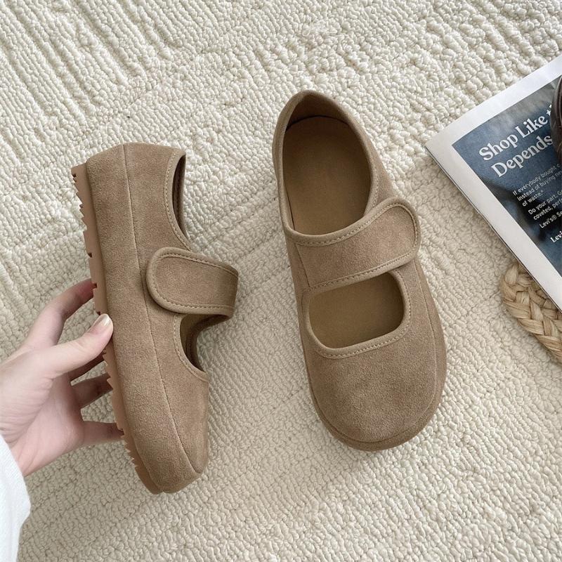 Fashion Female Ethnic Style Loafers Women Flats Vintage Mary Jane Shoes Elegant Retro Fashion Comfortable Leather Stitching Sneakers