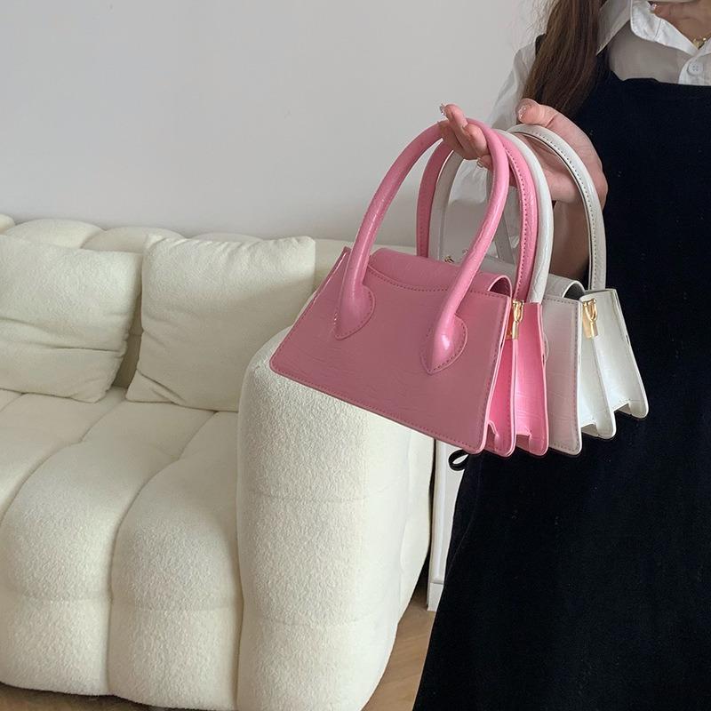 Niche design women's bag pink small square bag new texture portable small bag simple messenger bag tide