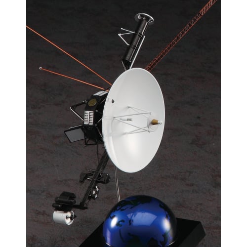 Hasegawa 1/48 Scale NASA Unmanned Space Probe Voyager Plastic Model SW02