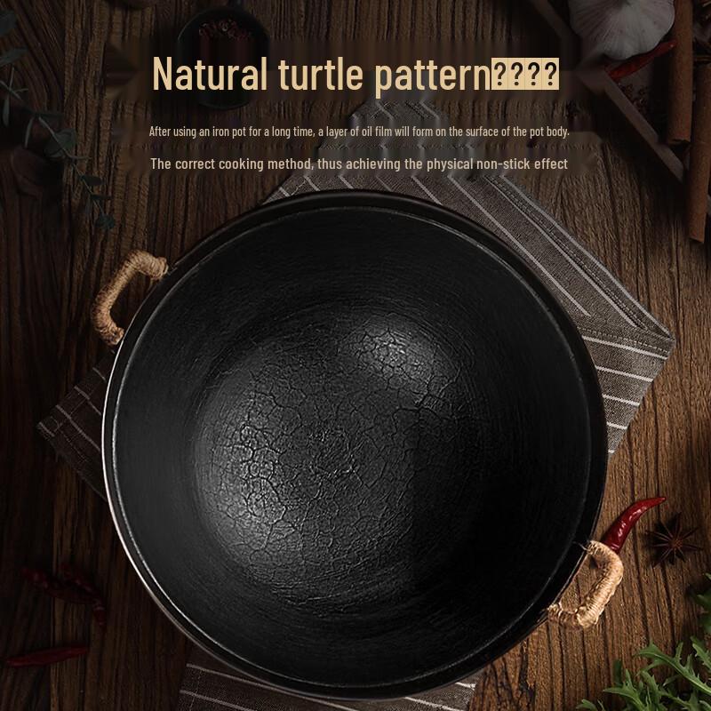 Royalstar Non-Coated Cast Iron Wok with Double Handles and Lid