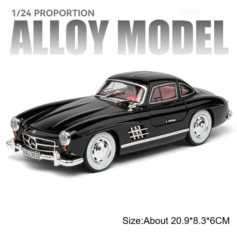 1:24 300SL Vintage Car Model Toy Gull Wing Doors Opened Light Sound Pull Back Miniature Vehicles Models Holiday Gifts for Kids