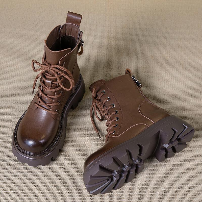 Autumn and winter new Martin boots solid color thick-soled British style small man heightening boots show small feet fashionable versatile short boots