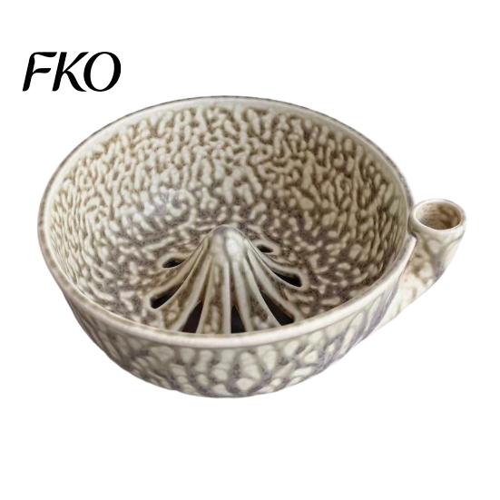 Ceramic Fruit Bowl Self Rinsing Wash Bowl, with Hollow Drain Holes, Swirl-Flow Berry Non-slip Countertop Washing Rinse for Kitchen Counter