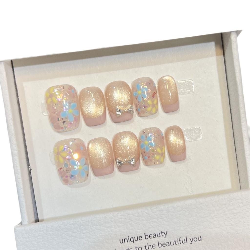 Summer Fresh Hand-painted Cat Eye Sequins Manicure Hand-wearing Nail Film
