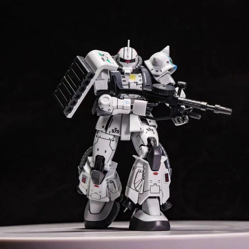 GTO ZAKU II White Wolf Shin Matsunaga HG 1/144 Mech Assembly Model Kit Action Figures Boys' Puzzle Toys Desktop Decoration Doll