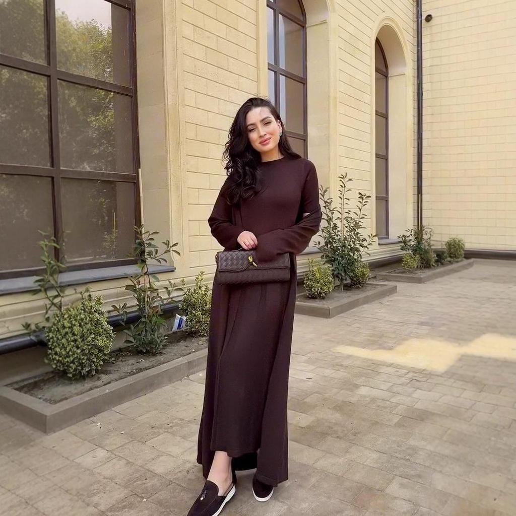 2025 Autumn Women's Fashion: Cozy Round Neck Loose Knit Wool Dress